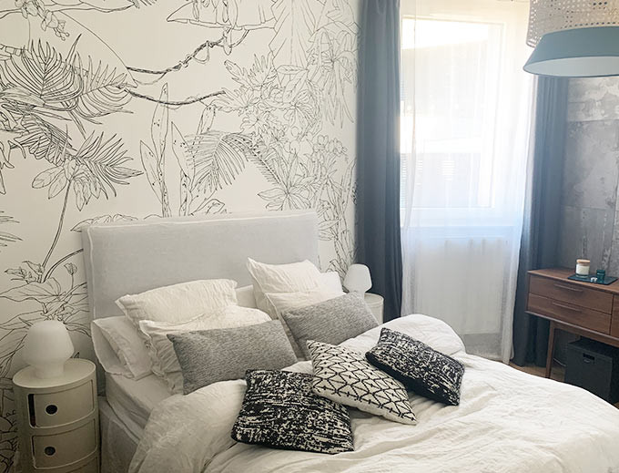 Ohmywall-papier-peint-jungle-tropical-noir-et-blanc-chambre-Chouchane-T-2.jpg