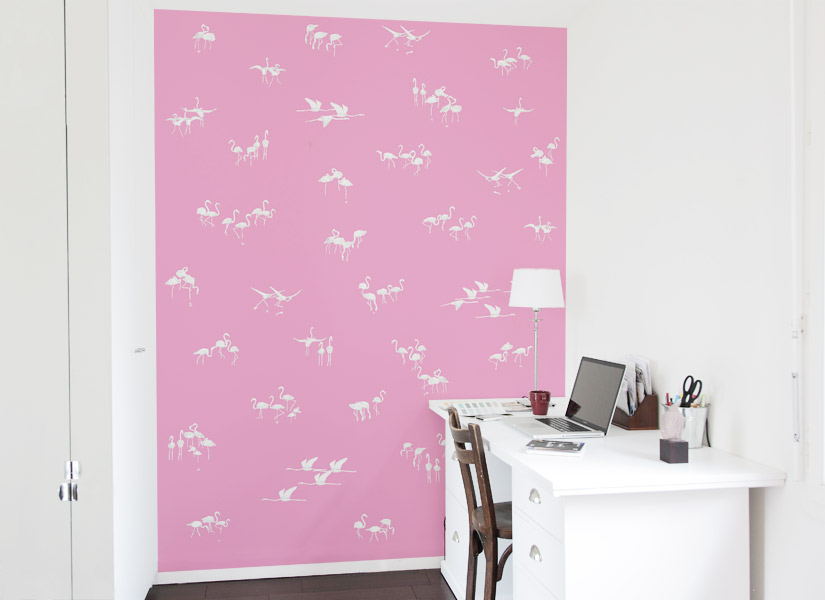 Papier peint Flamants blancs fond Rose Medium